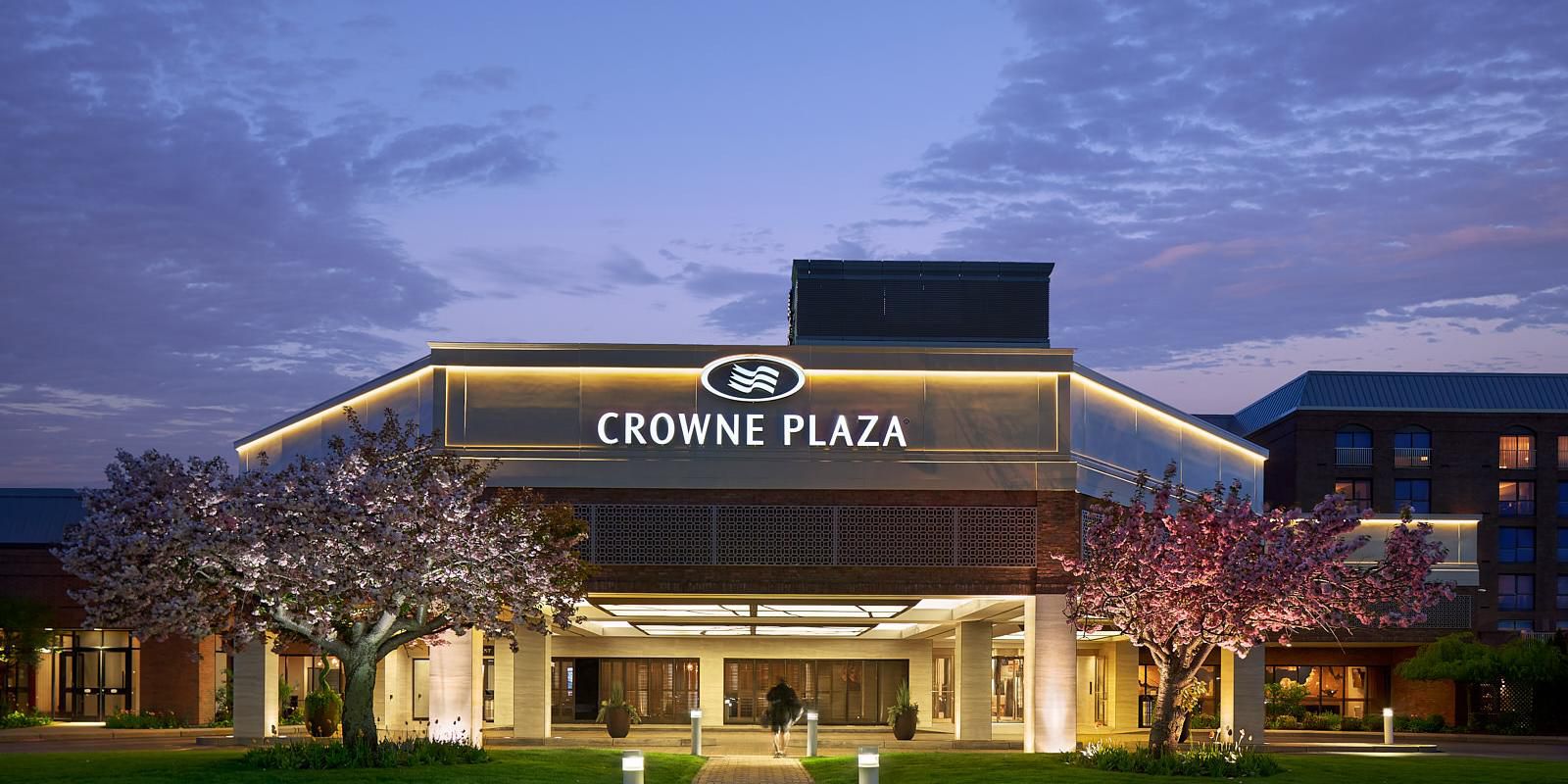 Crowne Plaza Hotel entrance
