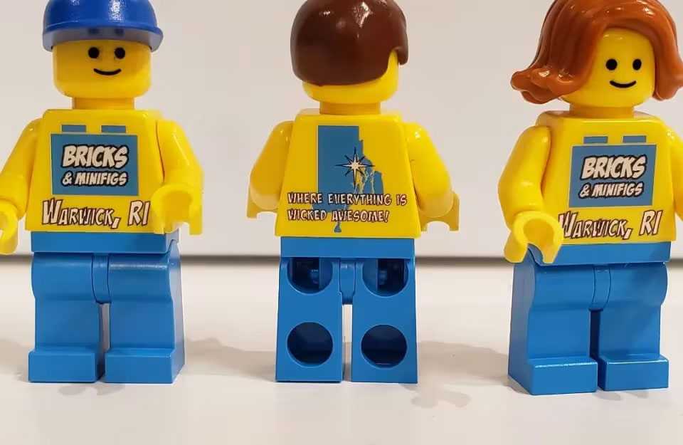 Bricks & Minifigs Warwick