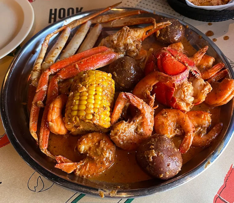 Hook & Reel Cajun Seafood Bar