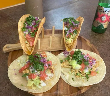 La Familia Tacos