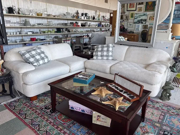 Fully Furnished Consignments